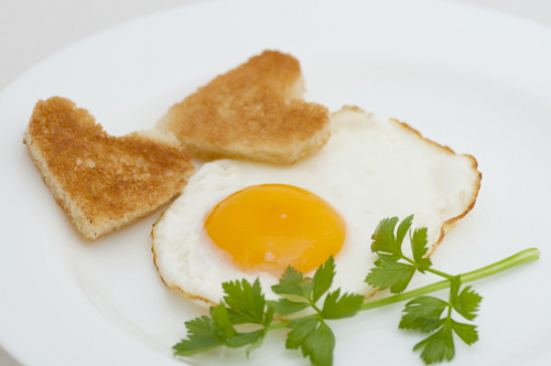 Les œufs contiennent en moyenne 80 kcal.