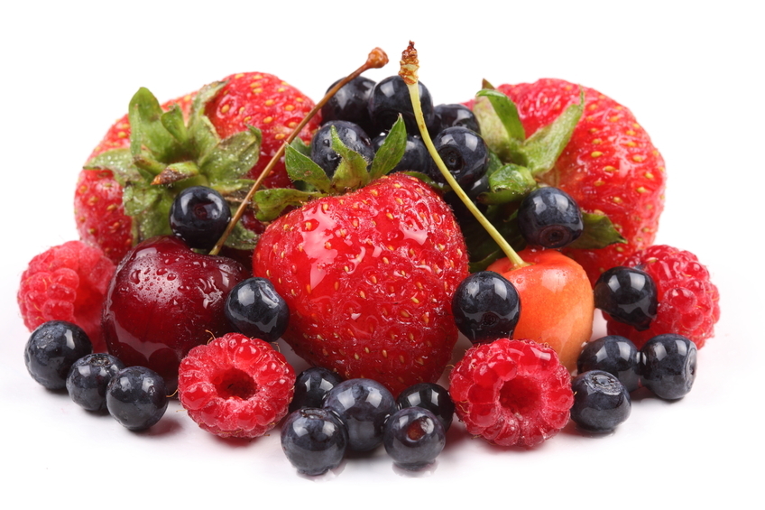 Les jus de fruits naturels les plus sains et les plus délicieux : fruits rouges