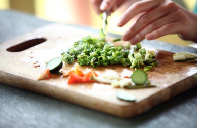 Manger le soir nous ferait-il grossir ?