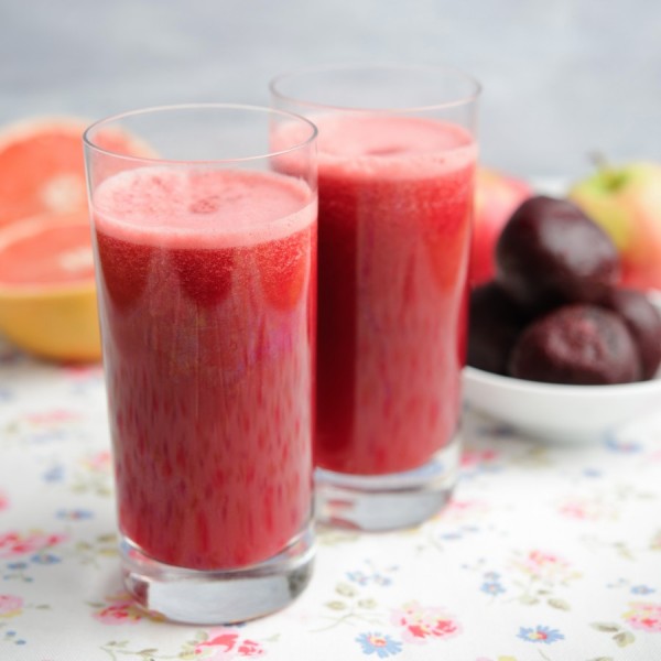 Jus naturel de pommes et framboises contre le stress