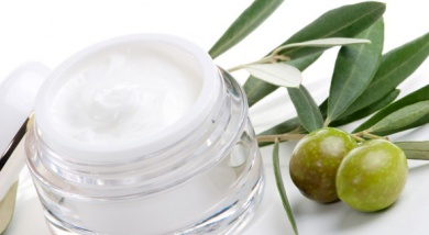 Des crèmes maison pour lisser les cheveux