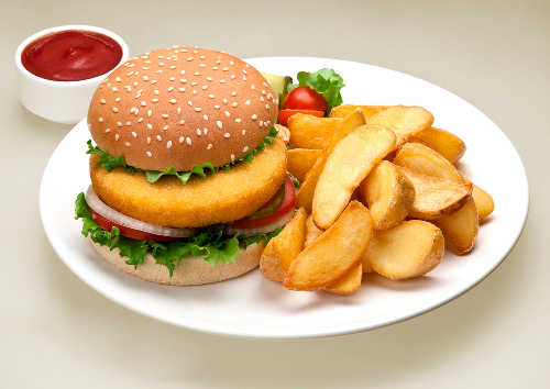 Éviter les aliments gras pour combattre la cellulite. 