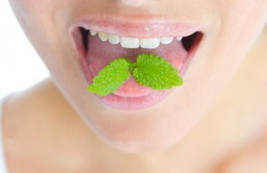 Des recettes maison pour éliminer la mauvaise haleine