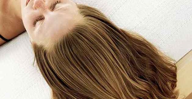 Astuces simples et efficaces pour la croissance des cheveux
