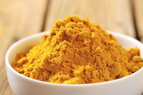 Le curcuma fait partie des analgésiques naturels.