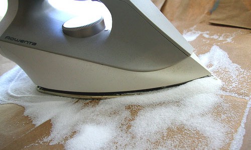 Utilisations du sel pour faire le ménage à la maison