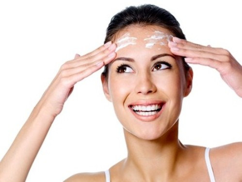 Crèmes faciales pour le visage