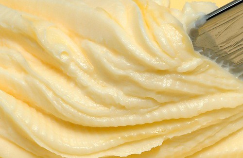 Les 14 usages du beurre qui facilitent les travaux ménagers