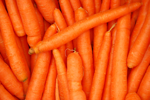 Ajouter des carottes à vos cheveux.