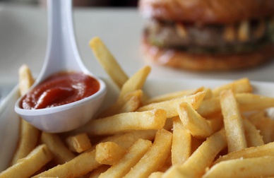 Préparez des frites plus saines et plus légères