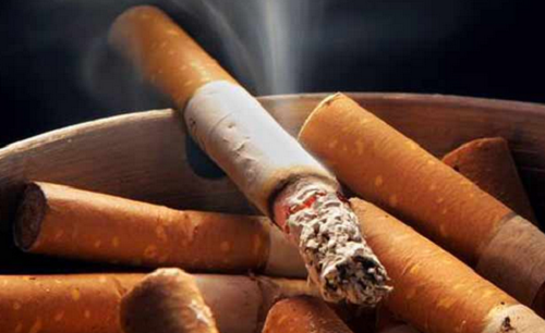 Le tabac et la mauvaise odeur corporelle