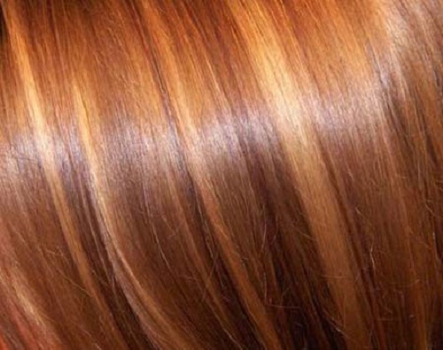 Usages et bienfaits de l'eau oxygénée : éclaircir les cheveux