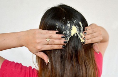 Traitements naturels pour réparer les cheveux