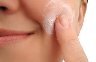 Peau du visage : 5 produits à ne pas utiliser