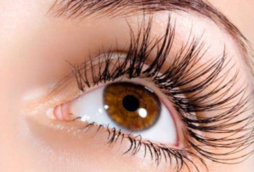 5 astuces pour un regard attirant et naturel