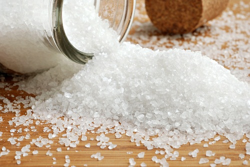 Le sel en excès a un impact négatif sur notre corps.
