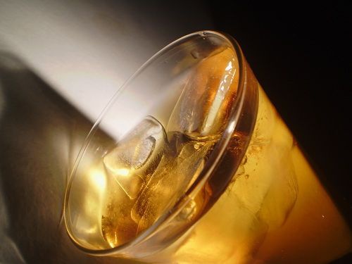 l'estomac le soda contribue au gargouillement