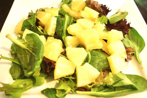 salade-d'épinards-et-d'ananas-500x332