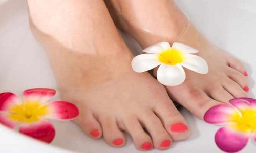 Bain-de-pieds