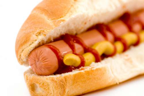 Les additifs de nitrite présents dans les saucisses sont cancérigènes Les additifs de nitrite présents dans les saucisses sont cancérigènes