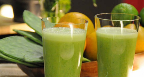 Jus de figuier de Barbarie avec des agrumes