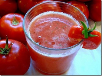Découvrez les bienfaits du jus de tomate le matin