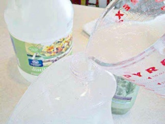 N'achetez plus d'adoucissants chimiques, préparez-en un naturel et bon marché