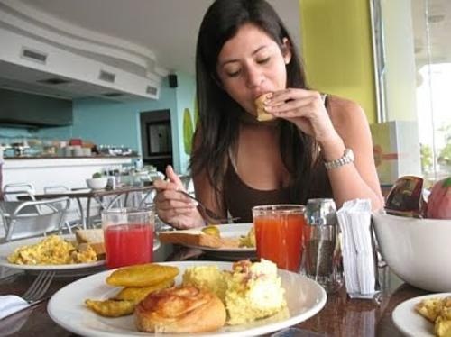 Comment expliquer les compulsions alimentaires ?