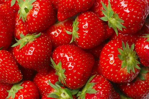 Préparez un tonique naturel grâce aux bienfaits des fraises.