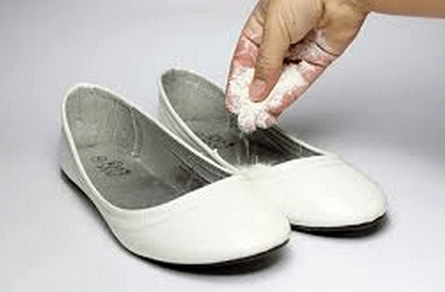 Talc dans les chaussures