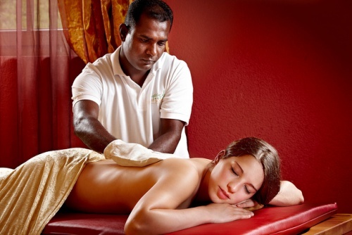 Les massages contre les bourrelets.