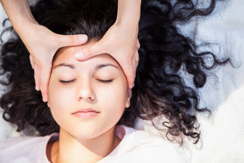 peau du visage relax massage