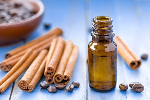 Massages-a-l'huile-de-cannelle