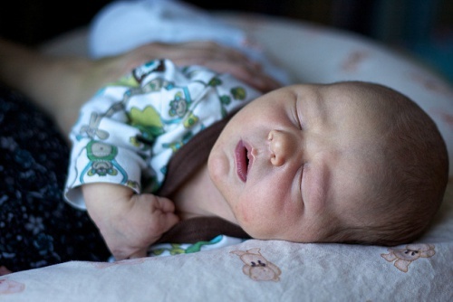 bebe-dormir-Torbein-Rønning-500x334