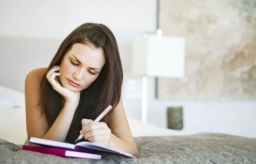 Ecrire un journal intime.