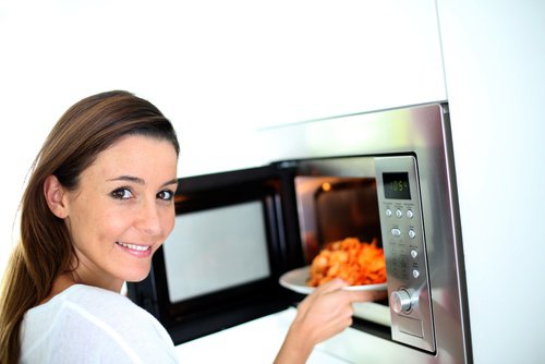 7-Alimentes-que-ne-doivent-pas-etre-rechauffes-vous-pourriez-tomber-malade-500x334
