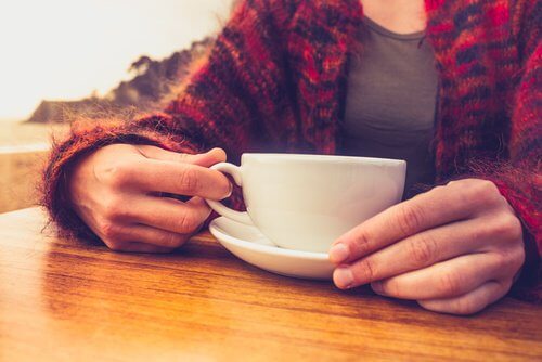Savez-vous que votre cerveau adore le café? Il l’aide à rester jeune ! Savez-vous que votre cerveau adore le café? Il l’aide à rester jeune !