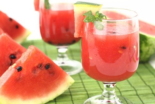 sangria-de-pasteque-500x334