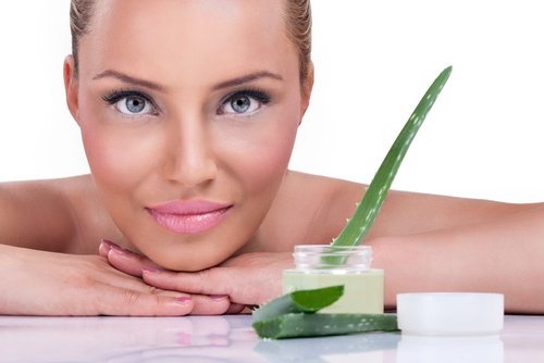 Creme-anti-rides-de-aloe-vera-500x334