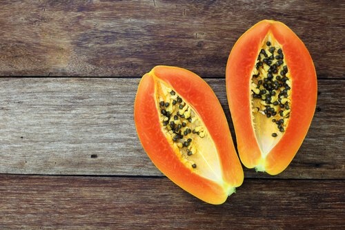 régime alimentaire pour la maladie de Crohn : la papaye