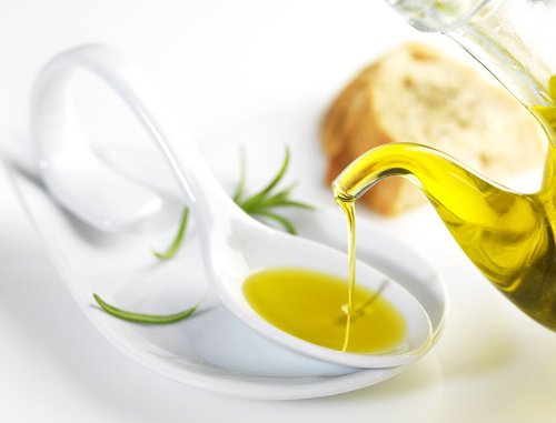 Huile-d'olive-extra-vierge-500x381