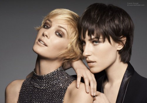 Les coiffures courtes.