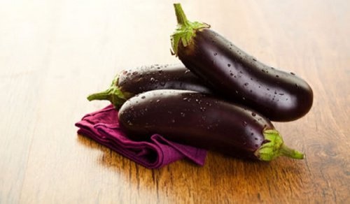 Eau-d-aubergine-pour-mincir-500x292