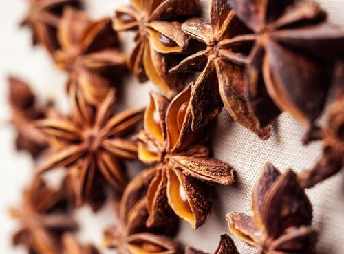 L'infusion à l'anis contre l'acidité.