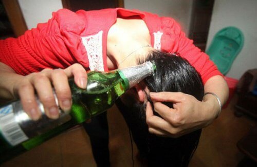6 usages de la bière pour prendre soin des cheveux et de la peau 6 usages de la bière pour prendre soin des cheveux et de la peau