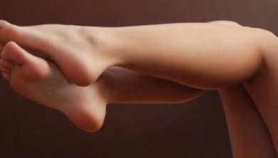 Les jambes gonflées peuvent être à l'origine d'un problème de santé plus grave