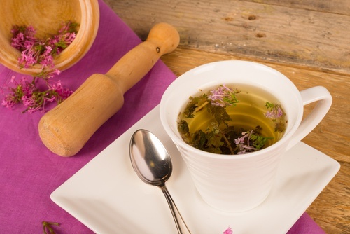 Les meilleures plantes médicinales contre les symptômes de la ménopause