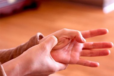 4 points de pression pour soulager diverses douleurs