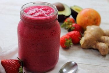 3 smoothies détoxifiants pour stimuler la vitalité