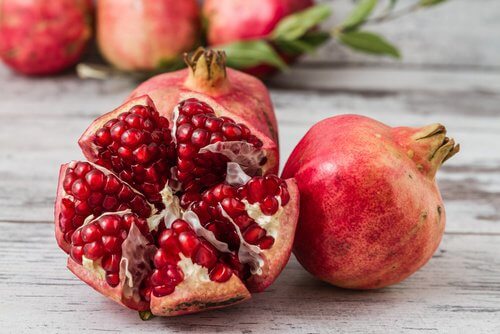 10 aliments anti-cancer que vous devriez commencer à consommer 10 aliments anti-cancer que vous devriez commencer à consommer